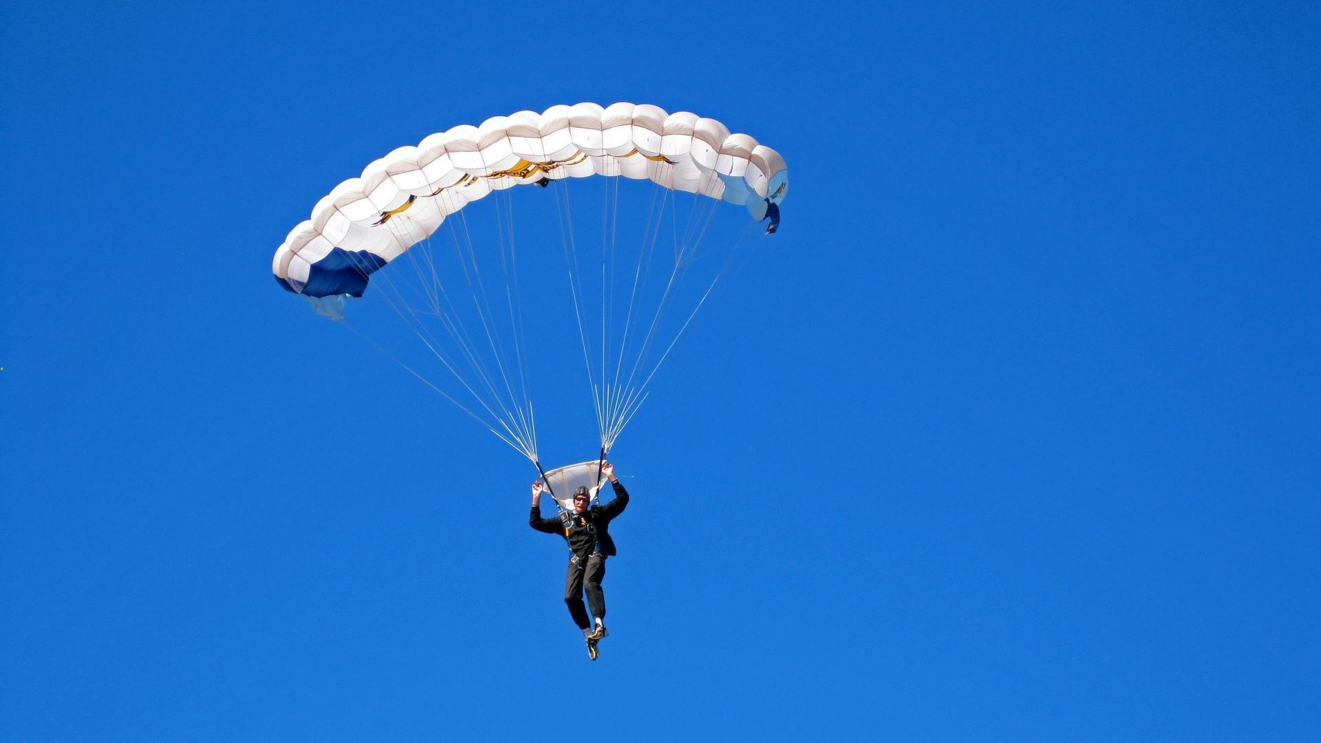 体育经济崛起，全球赛事商业化推动产业新变革