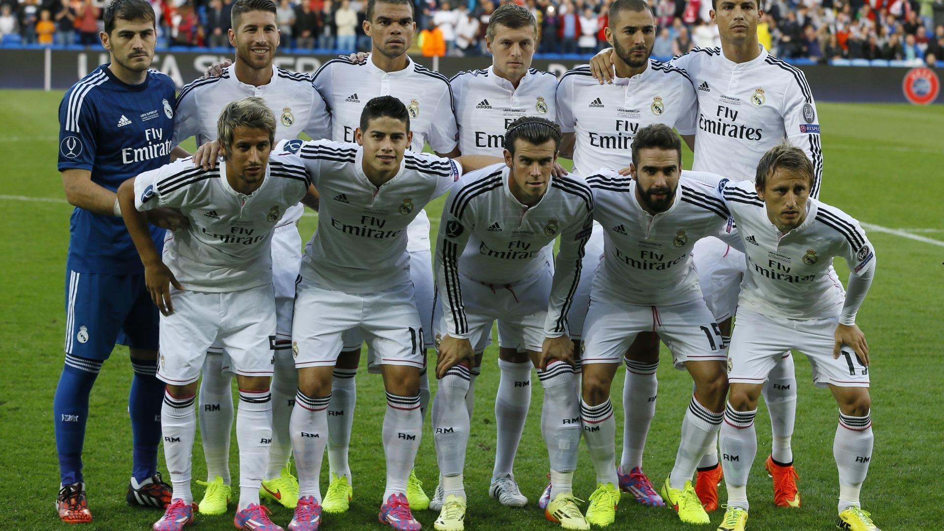 世体深度剖析,弗里克点出败因,防守协同性缺失成巴萨两连败关键